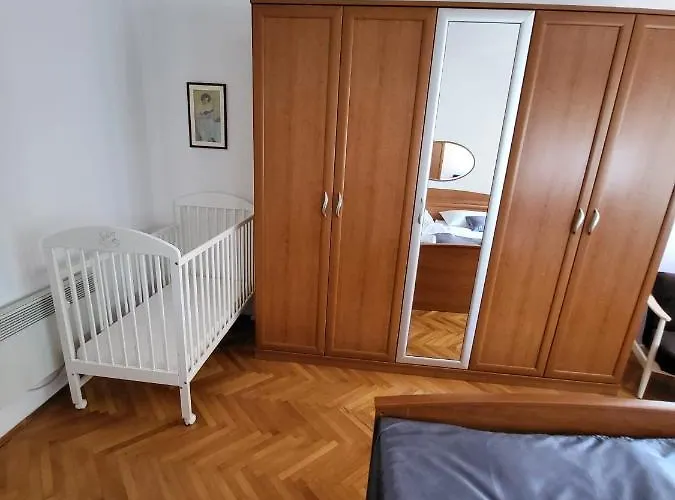 Pablo - Old Town With Balcony 아파트